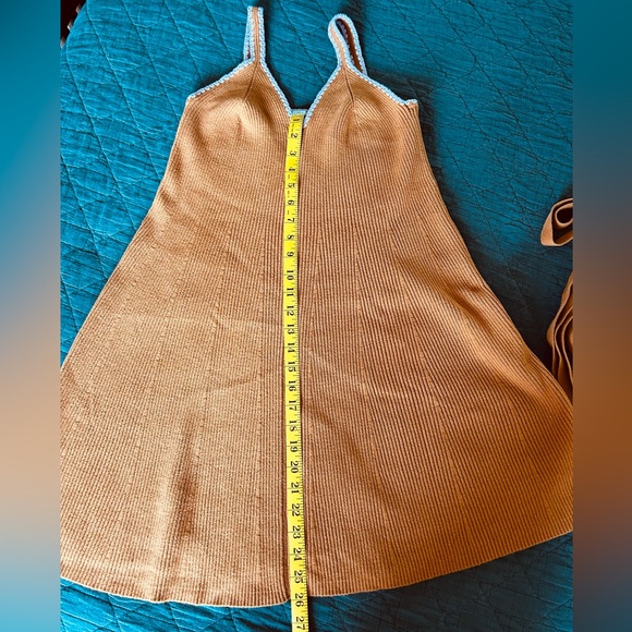 BODEN knit dress with crochet trim - Picture 7 of 9